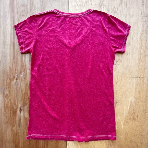 COCA COLA Women’s Red Short Sleeve V Neck Graphic Tee Shirt sz XL NWOT - Picture 3 of 6